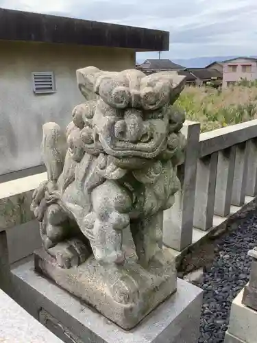 秋葉神社の狛犬