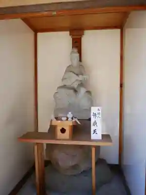 夫婦木神社姫の宮の像