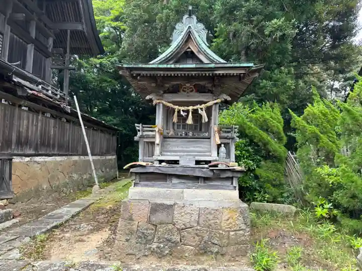 刺鹿神社の末社・摂社