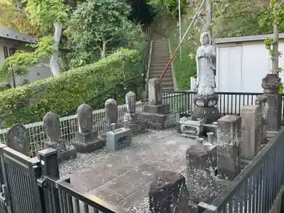 岩屋堂(神奈川県)