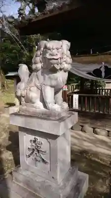 宇夫須奈神社(木曽川町)の狛犬