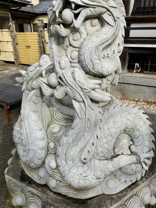 廣龍寺の{uncategorized: "未分類", other: "その他", undefined: "問題あり", building: "その他建物", grave: "お墓", sacred_gate: "鳥居", guardian: "狛犬", statue: "像", buddha: "仏像", history: "歴史", nature: "自然", garden: "庭園", animal: "動物", pagoda: "塔", temizu: "手水舎", mountain_gate: "山門・神門", sanctuary: "本殿・本堂", subordinate: "末社・摂社", art: "芸術", scenery: "景色", jizo: "地蔵", ema: "絵馬", goshuin: "御朱印", omikuji: "おみくじ", items: "授与品その他", amulet: "お守り", goshuincho: "御朱印帳", eats: "食事", festival: "お祭り", votive_dance: "神楽", shichigosan: "七五三参", wedding: "結婚式", experience: "体験その他", initially: "初詣", around: "周辺", anti_infection: "感染症対策"}