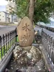 水神の本殿