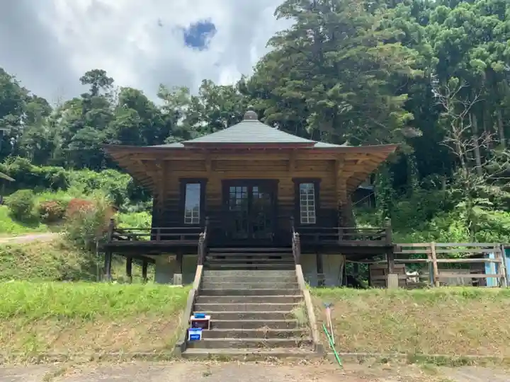 東泉寺の本殿・本堂