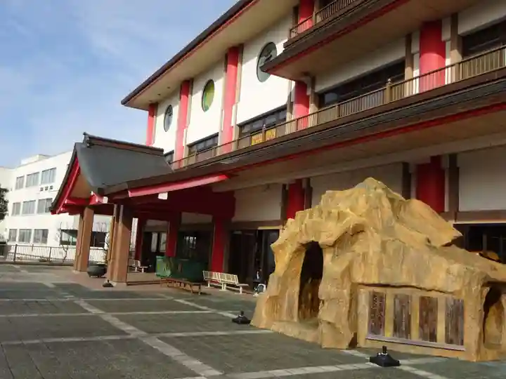 身代り不動尊(大明王院)のその他建物