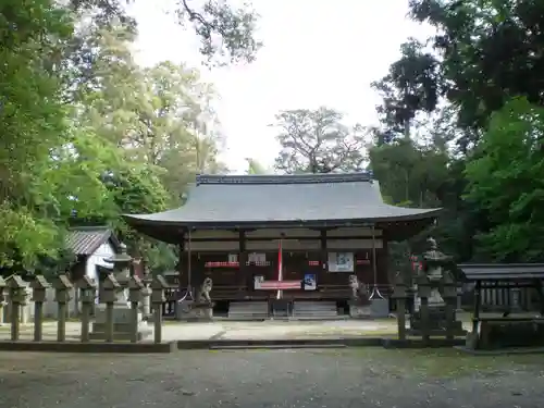 村屋坐弥冨都比売神社の本殿・本堂