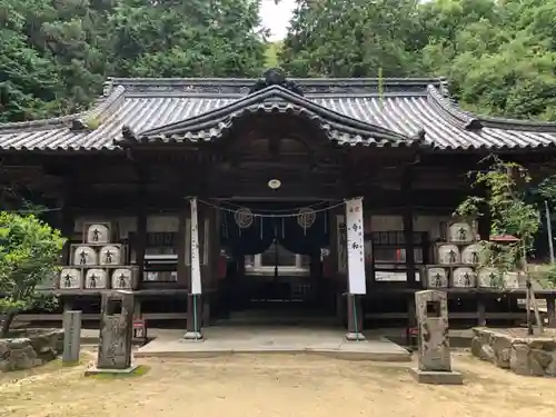 多和神社の本殿・本堂