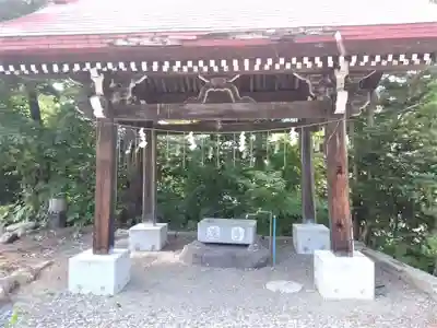 丸瀬布神社の手水舎