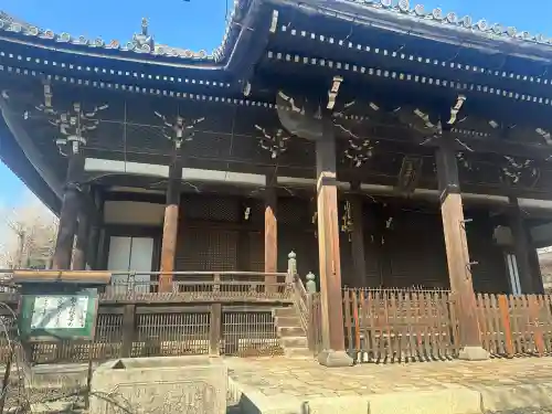 立本寺の{uncategorized: "未分類", other: "その他", undefined: "問題あり", building: "その他建物", grave: "お墓", sacred_gate: "鳥居", guardian: "狛犬", statue: "像", buddha: "仏像", history: "歴史", nature: "自然", garden: "庭園", animal: "動物", pagoda: "塔", temizu: "手水舎", mountain_gate: "山門・神門", sanctuary: "本殿・本堂", subordinate: "末社・摂社", art: "芸術", scenery: "景色", jizo: "地蔵", ema: "絵馬", goshuin: "御朱印", omikuji: "おみくじ", items: "授与品その他", amulet: "お守り", goshuincho: "御朱印帳", eats: "食事", festival: "お祭り", votive_dance: "神楽", shichigosan: "七五三参", wedding: "結婚式", experience: "体験その他", initially: "初詣", around: "周辺", anti_infection: "感染症対策"}