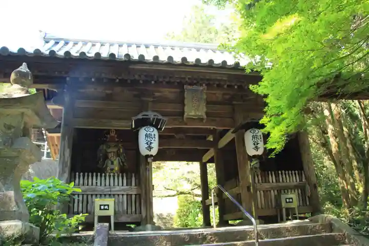 熊谷寺の山門・神門