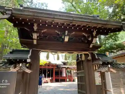 赤坂氷川神社の山門・神門