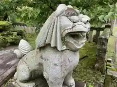 意冨布良神社の狛犬