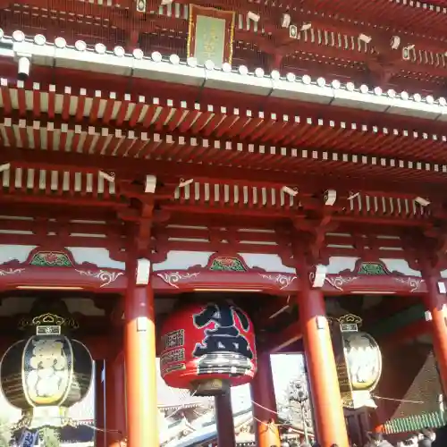 浅草寺の{uncategorized: "未分類", other: "その他", undefined: "問題あり", building: "その他建物", grave: "お墓", sacred_gate: "鳥居", guardian: "狛犬", statue: "像", buddha: "仏像", history: "歴史", nature: "自然", garden: "庭園", animal: "動物", pagoda: "塔", temizu: "手水舎", mountain_gate: "山門・神門", sanctuary: "本殿・本堂", subordinate: "末社・摂社", art: "芸術", scenery: "景色", jizo: "地蔵", ema: "絵馬", goshuin: "御朱印", omikuji: "おみくじ", items: "授与品その他", amulet: "お守り", goshuincho: "御朱印帳", eats: "食事", festival: "お祭り", votive_dance: "神楽", shichigosan: "七五三参", wedding: "結婚式", experience: "体験その他", initially: "初詣", around: "周辺", anti_infection: "感染症対策"}
