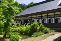 雲洞庵の{uncategorized: "未分類", other: "その他", undefined: "問題あり", building: "その他建物", grave: "お墓", sacred_gate: "鳥居", guardian: "狛犬", statue: "像", buddha: "仏像", history: "歴史", nature: "自然", garden: "庭園", animal: "動物", pagoda: "塔", temizu: "手水舎", mountain_gate: "山門・神門", sanctuary: "本殿・本堂", subordinate: "末社・摂社", art: "芸術", scenery: "景色", jizo: "地蔵", ema: "絵馬", goshuin: "御朱印", omikuji: "おみくじ", items: "授与品その他", amulet: "お守り", goshuincho: "御朱印帳", eats: "食事", festival: "お祭り", votive_dance: "神楽", shichigosan: "七五三参", wedding: "結婚式", experience: "体験その他", initially: "初詣", around: "周辺", anti_infection: "感染症対策"}