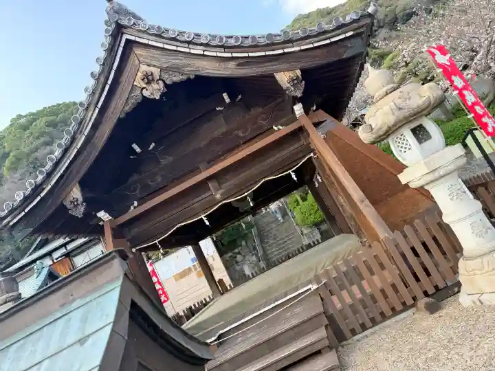 北野天満神社の{uncategorized: "未分類", other: "その他", undefined: "問題あり", building: "その他建物", grave: "お墓", sacred_gate: "鳥居", guardian: "狛犬", statue: "像", buddha: "仏像", history: "歴史", nature: "自然", garden: "庭園", animal: "動物", pagoda: "塔", temizu: "手水舎", mountain_gate: "山門・神門", sanctuary: "本殿・本堂", subordinate: "末社・摂社", art: "芸術", scenery: "景色", jizo: "地蔵", ema: "絵馬", goshuin: "御朱印", omikuji: "おみくじ", items: "授与品その他", amulet: "お守り", goshuincho: "御朱印帳", eats: "食事", festival: "お祭り", votive_dance: "神楽", shichigosan: "七五三参", wedding: "結婚式", experience: "体験その他", initially: "初詣", around: "周辺", anti_infection: "感染症対策"}