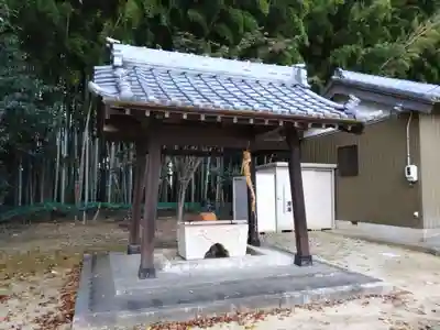 立野天神社の手水舎