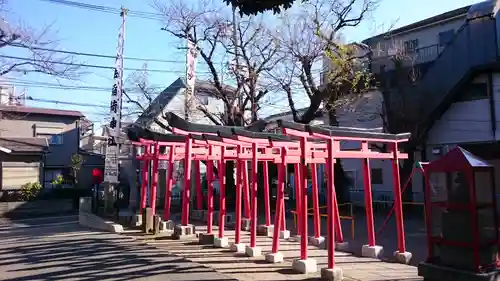 妙法稲荷神社の鳥居