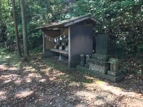 下立松原神社の末社