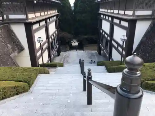 瀧光徳寺の建物その他