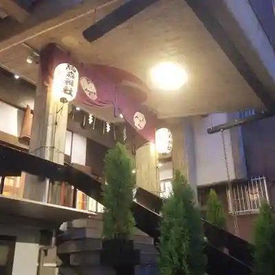 烏森神社の本殿・本堂