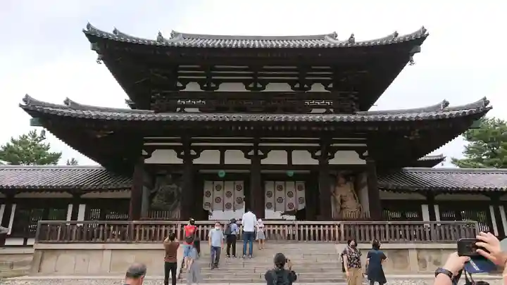 法隆寺の山門・神門