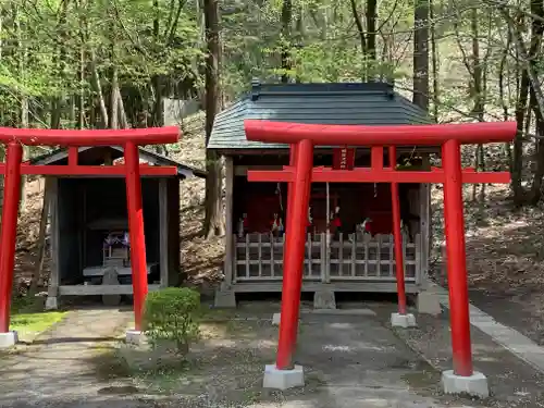 福泉寺の末社