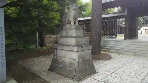 帯廣神社の狛犬