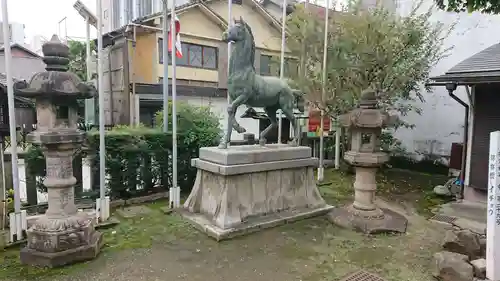 富士浅間神社の狛犬