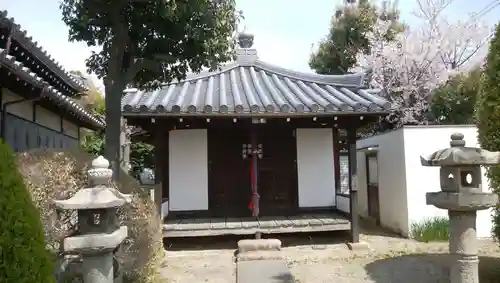 佐井寺の本殿・本堂