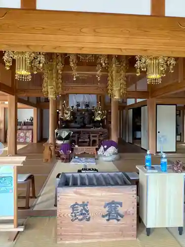 西光寺の本殿・本堂