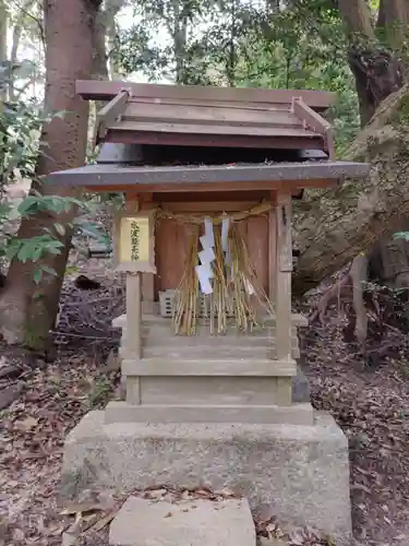 武内神社の末社