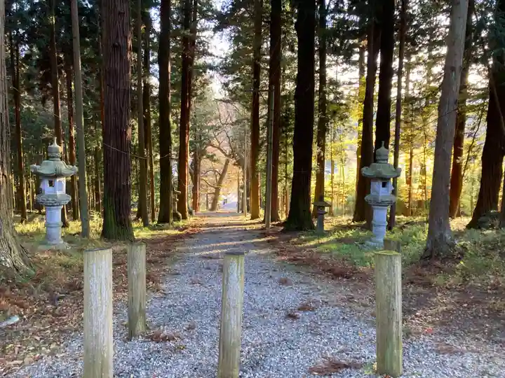 新海三社神社のその他建物