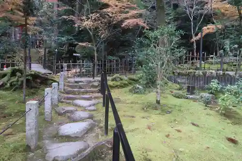 西明寺の庭園