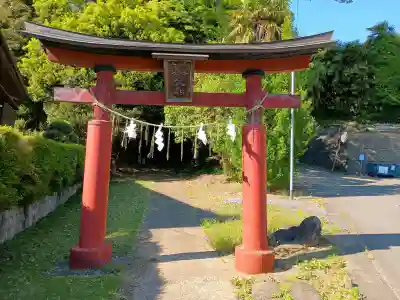 六十六所神社の{uncategorized: "未分類", other: "その他", undefined: "問題あり", building: "その他建物", grave: "お墓", sacred_gate: "鳥居", guardian: "狛犬", statue: "像", buddha: "仏像", history: "歴史", nature: "自然", garden: "庭園", animal: "動物", pagoda: "塔", temizu: "手水舎", mountain_gate: "山門・神門", sanctuary: "本殿・本堂", subordinate: "末社・摂社", art: "芸術", scenery: "景色", jizo: "地蔵", ema: "絵馬", goshuin: "御朱印", omikuji: "おみくじ", items: "授与品その他", amulet: "お守り", goshuincho: "御朱印帳", eats: "食事", festival: "お祭り", votive_dance: "神楽", shichigosan: "七五三参", wedding: "結婚式", experience: "体験その他", initially: "初詣", around: "周辺", anti_infection: "感染症対策"}