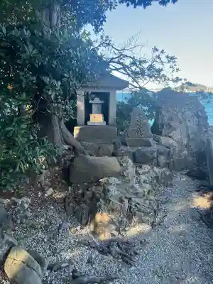 森戸大明神（森戸神社）の{uncategorized: "未分類", other: "その他", undefined: "問題あり", building: "その他建物", grave: "お墓", sacred_gate: "鳥居", guardian: "狛犬", statue: "像", buddha: "仏像", history: "歴史", nature: "自然", garden: "庭園", animal: "動物", pagoda: "塔", temizu: "手水舎", mountain_gate: "山門・神門", sanctuary: "本殿・本堂", subordinate: "末社・摂社", art: "芸術", scenery: "景色", jizo: "地蔵", ema: "絵馬", goshuin: "御朱印", omikuji: "おみくじ", items: "授与品その他", amulet: "お守り", goshuincho: "御朱印帳", eats: "食事", festival: "お祭り", votive_dance: "神楽", shichigosan: "七五三参", wedding: "結婚式", experience: "体験その他", initially: "初詣", around: "周辺", anti_infection: "感染症対策"}