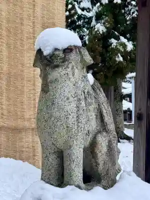 大宮賣神社の{uncategorized: "未分類", other: "その他", undefined: "問題あり", building: "その他建物", grave: "お墓", sacred_gate: "鳥居", guardian: "狛犬", statue: "像", buddha: "仏像", history: "歴史", nature: "自然", garden: "庭園", animal: "動物", pagoda: "塔", temizu: "手水舎", mountain_gate: "山門・神門", sanctuary: "本殿・本堂", subordinate: "末社・摂社", art: "芸術", scenery: "景色", jizo: "地蔵", ema: "絵馬", goshuin: "御朱印", omikuji: "おみくじ", items: "授与品その他", amulet: "お守り", goshuincho: "御朱印帳", eats: "食事", festival: "お祭り", votive_dance: "神楽", shichigosan: "七五三参", wedding: "結婚式", experience: "体験その他", initially: "初詣", around: "周辺", anti_infection: "感染症対策"}