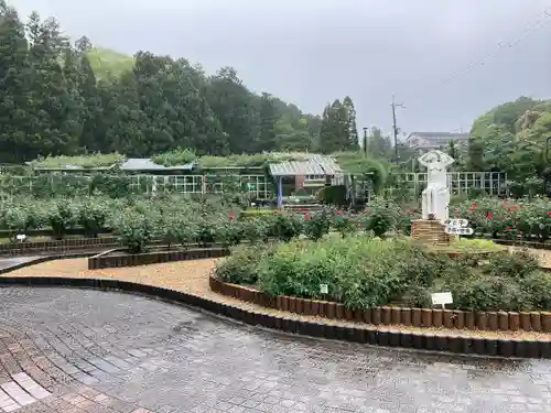 霊山寺の庭園