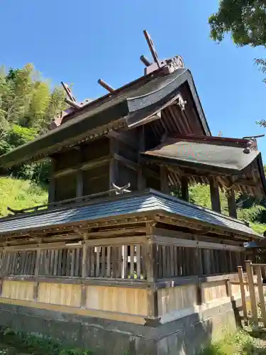 揖夜神社の{uncategorized: "未分類", other: "その他", undefined: "問題あり", building: "その他建物", grave: "お墓", sacred_gate: "鳥居", guardian: "狛犬", statue: "像", buddha: "仏像", history: "歴史", nature: "自然", garden: "庭園", animal: "動物", pagoda: "塔", temizu: "手水舎", mountain_gate: "山門・神門", sanctuary: "本殿・本堂", subordinate: "末社・摂社", art: "芸術", scenery: "景色", jizo: "地蔵", ema: "絵馬", goshuin: "御朱印", omikuji: "おみくじ", items: "授与品その他", amulet: "お守り", goshuincho: "御朱印帳", eats: "食事", festival: "お祭り", votive_dance: "神楽", shichigosan: "七五三参", wedding: "結婚式", experience: "体験その他", initially: "初詣", around: "周辺", anti_infection: "感染症対策"}