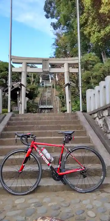 片瀬諏訪神社の鳥居