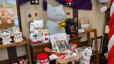 長崎尾曲がり猫神社の本殿・本堂