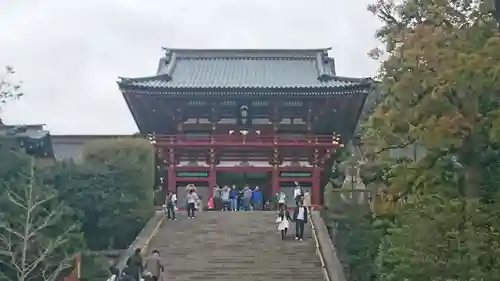 鶴岡八幡宮の山門・神門
