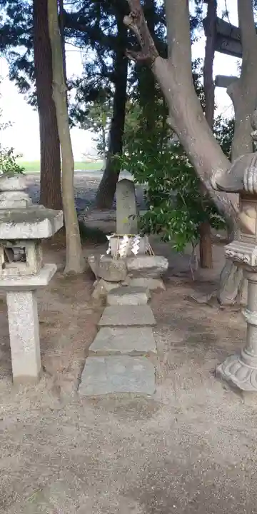 志那神社の末社・摂社