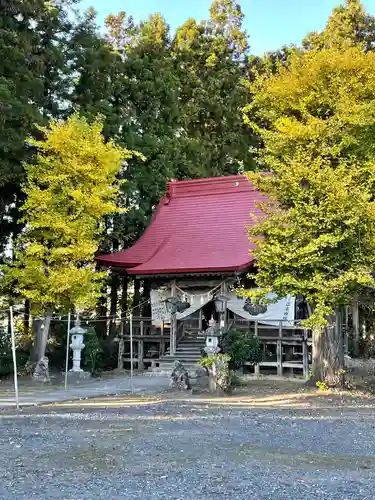 温泉神社の本殿