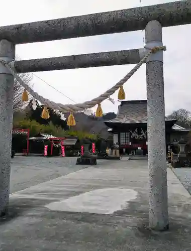 白鳥神社の鳥居