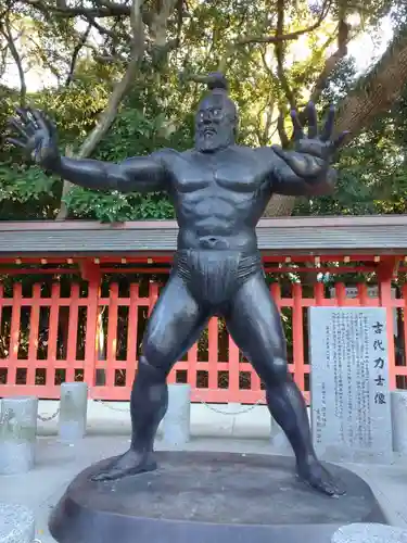 住吉神社の像