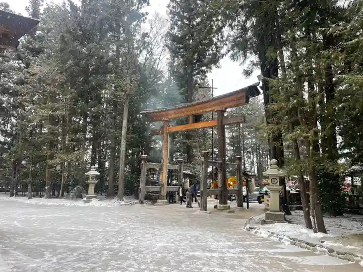 穂高神社本宮(長野県)