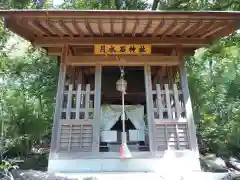 月水石神社の本殿