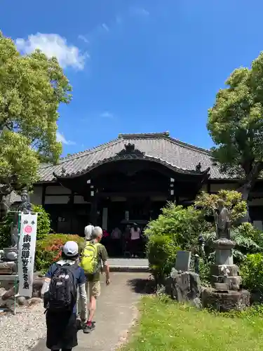 円観寺の本殿・本堂
