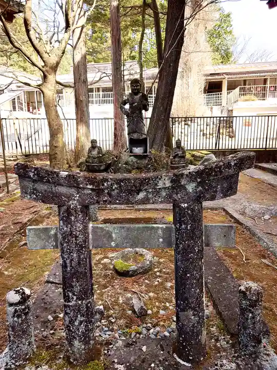 四本龍寺(栃木県)