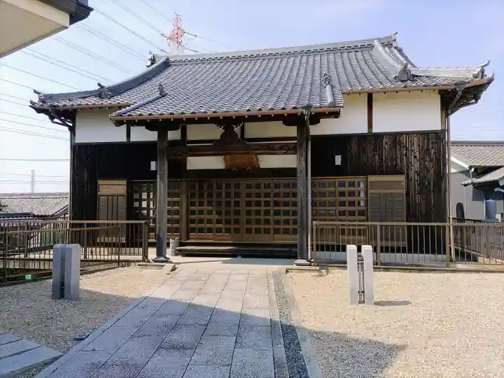 妙法寺の本殿・本堂